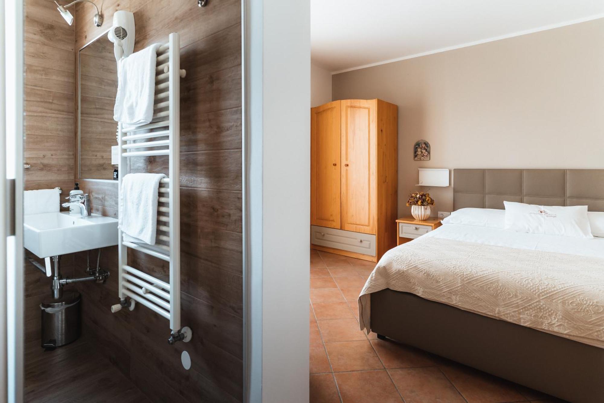 Hotel Penzion Kobala Tolmin Extérieur photo