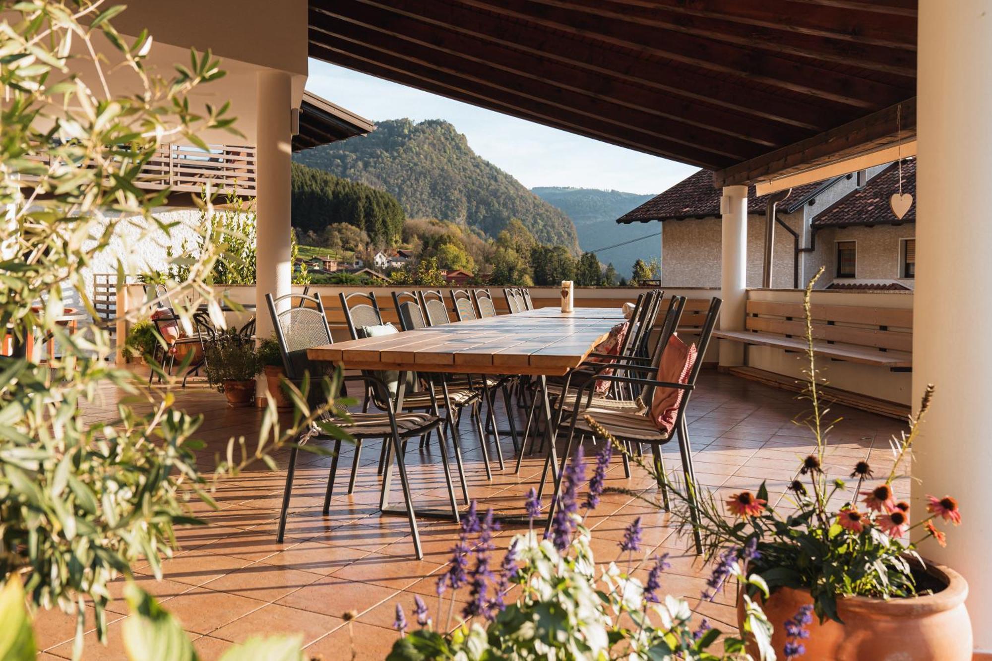 Hotel Penzion Kobala Tolmin Extérieur photo