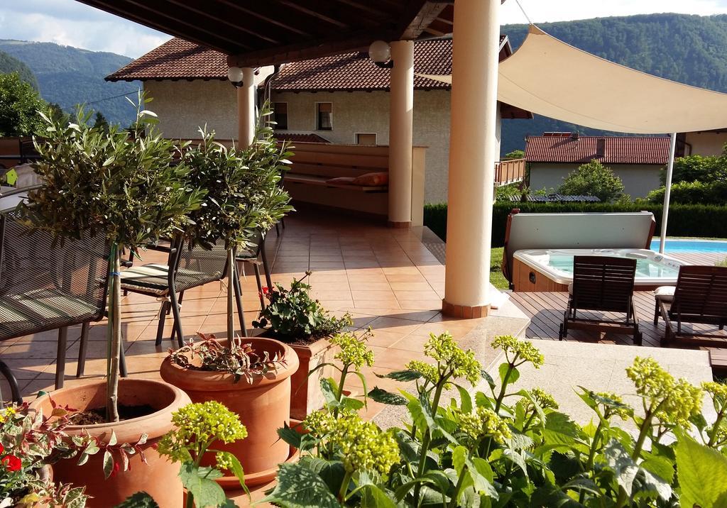 Hotel Penzion Kobala Tolmin Extérieur photo